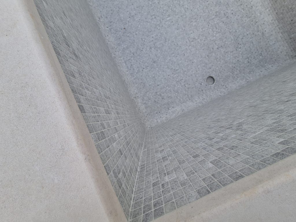 Alinhamento e Geometria do Fundo - Cascais Bali